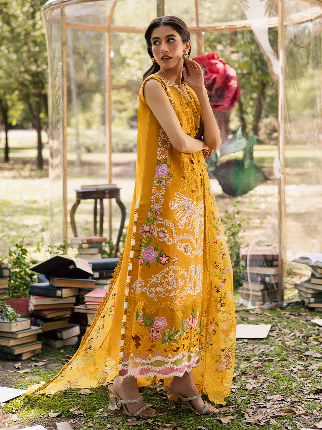 ET - 02 | 3 PC Luxury Lawn - Image 11
