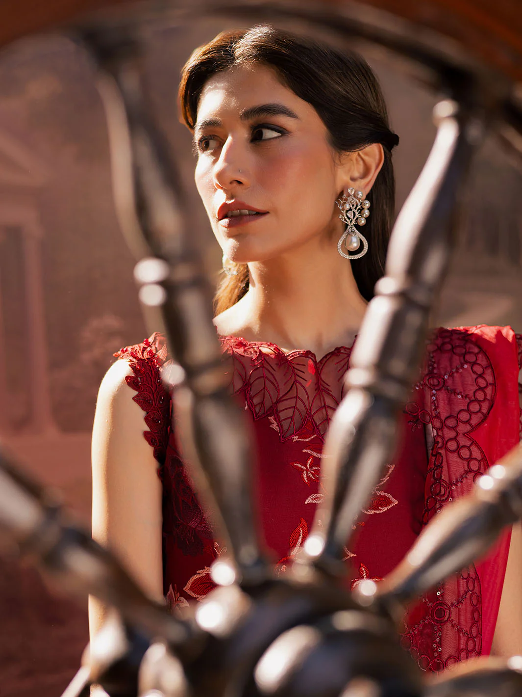 ET - 04 | 3 PC Luxury Lawn - Image 10