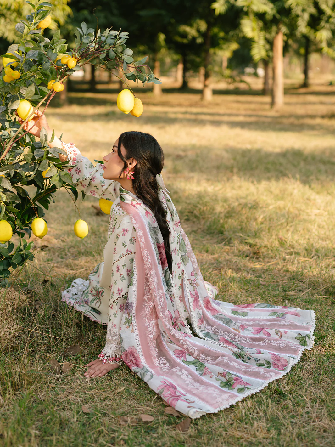 IVY-05 | 3 PC Lawn - Image 4