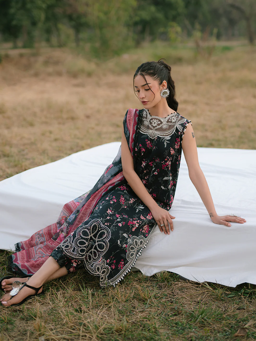 IVY-08 | 3 PC Lawn - Image 7