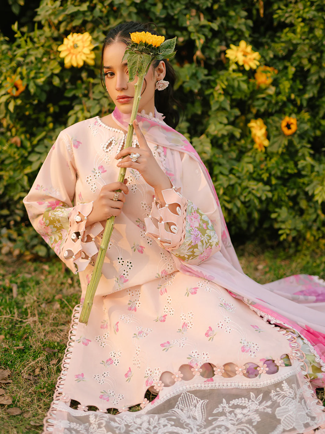 IVY-10 | 3 PC Lawn - Image 4