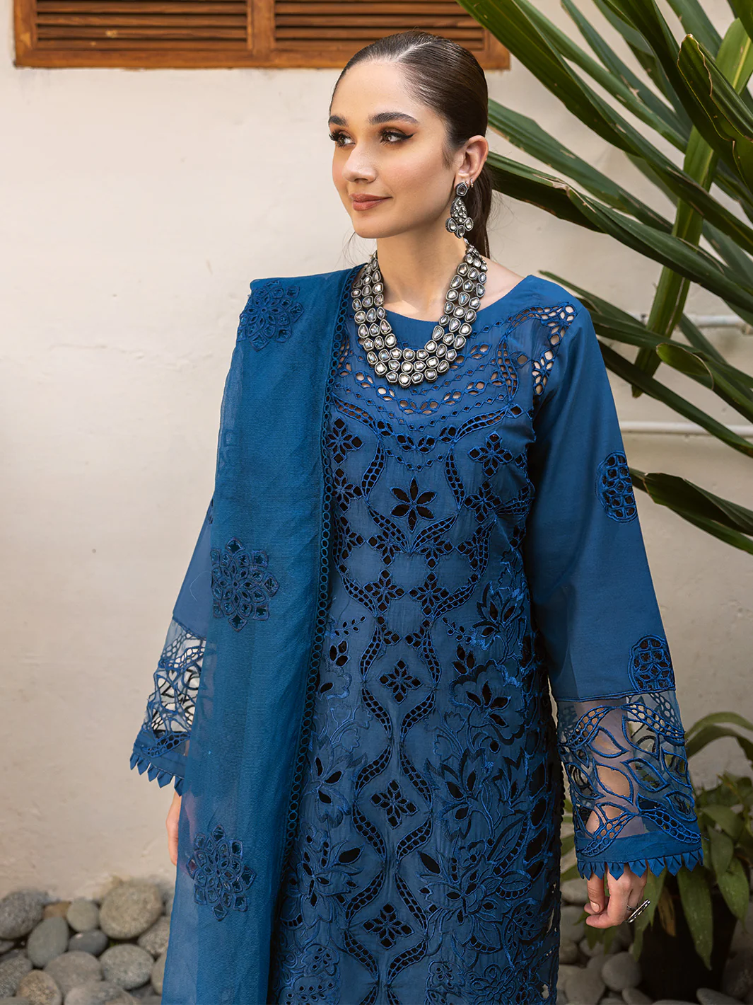 LLE - 09 | Unstitched 3 PC - Image 4