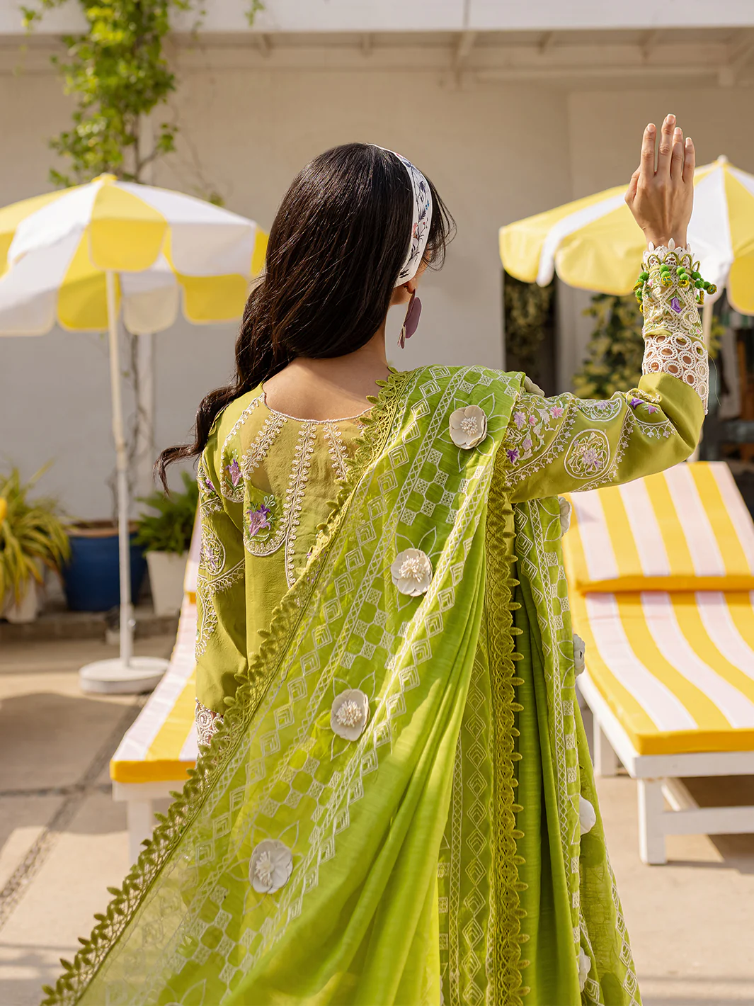 MS-04 | 3 PC Luxury Lawn - Image 4