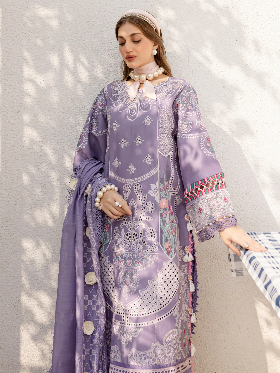 MS-05 | 3 PC Luxury Lawn - Image 8