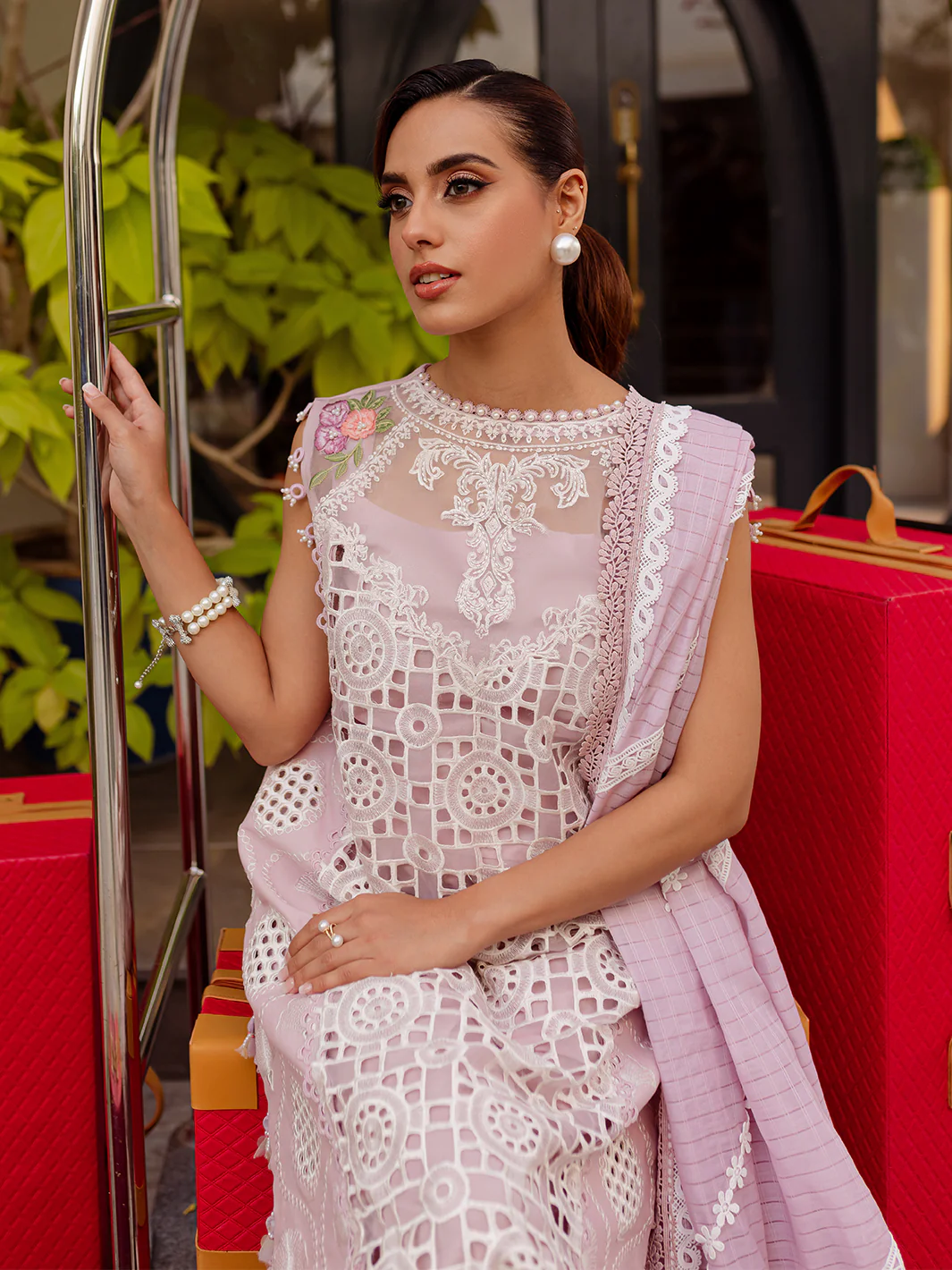 MS-07 | 3 PC Luxury Lawn - Image 4