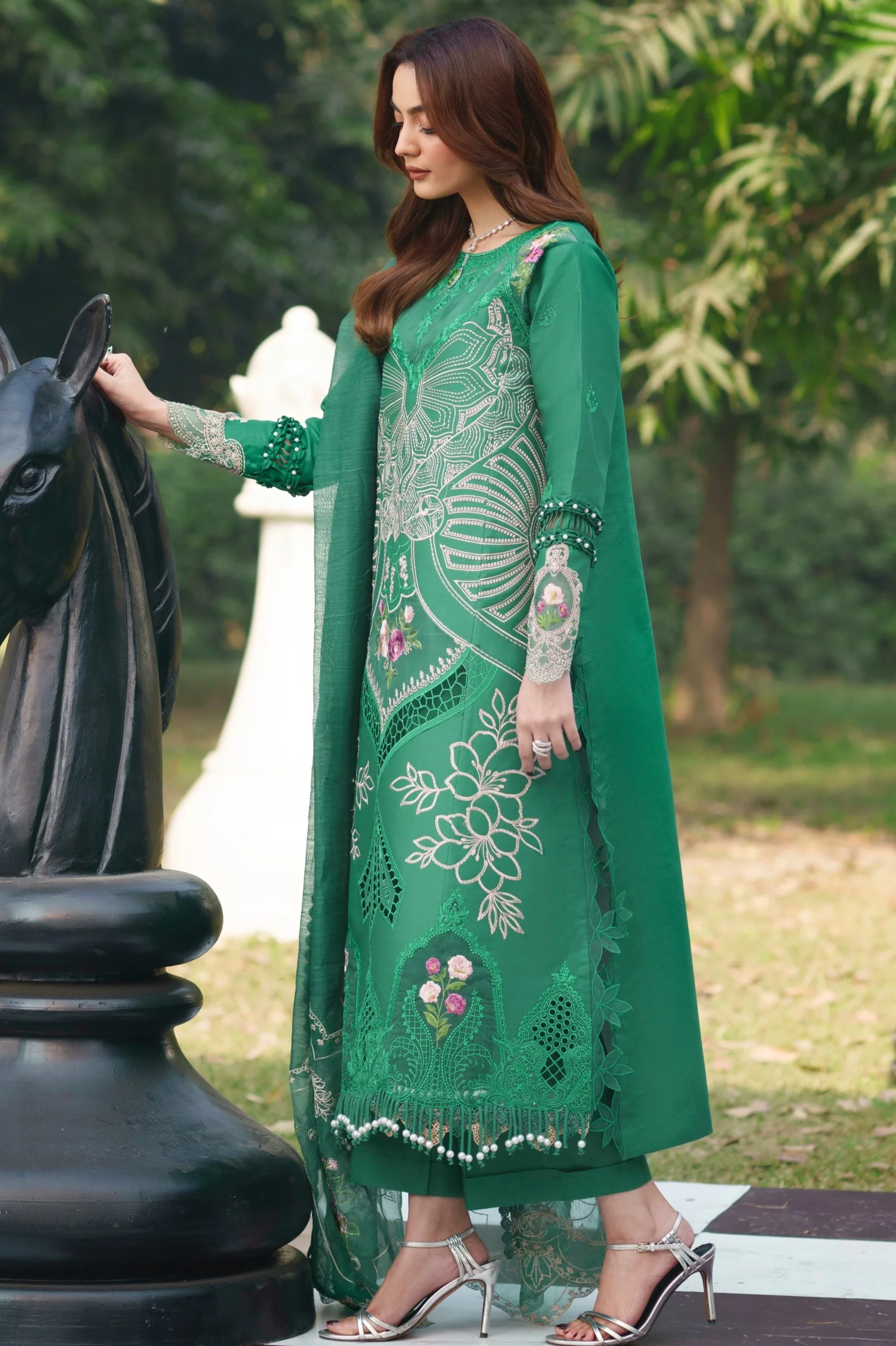 SQ-11 | 3 PC LAWN - Image 3